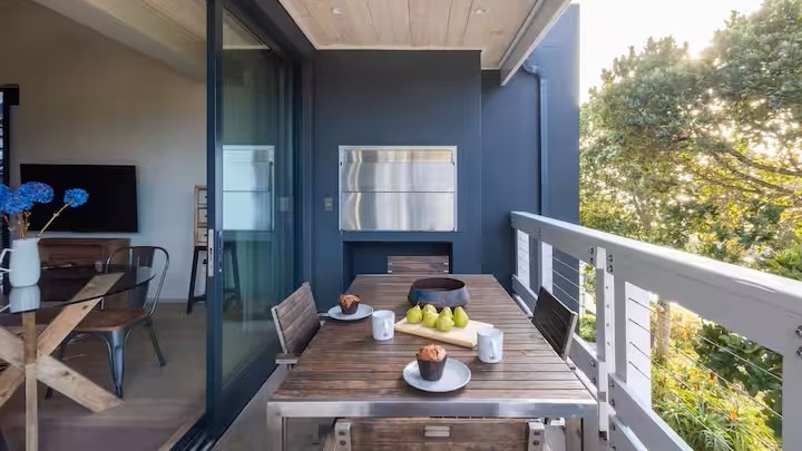 To Let 1 Bedroom Property for Rent in Thesen Islands Western Cape